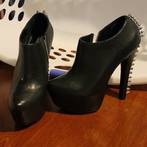 Steve Madden Platform heels
